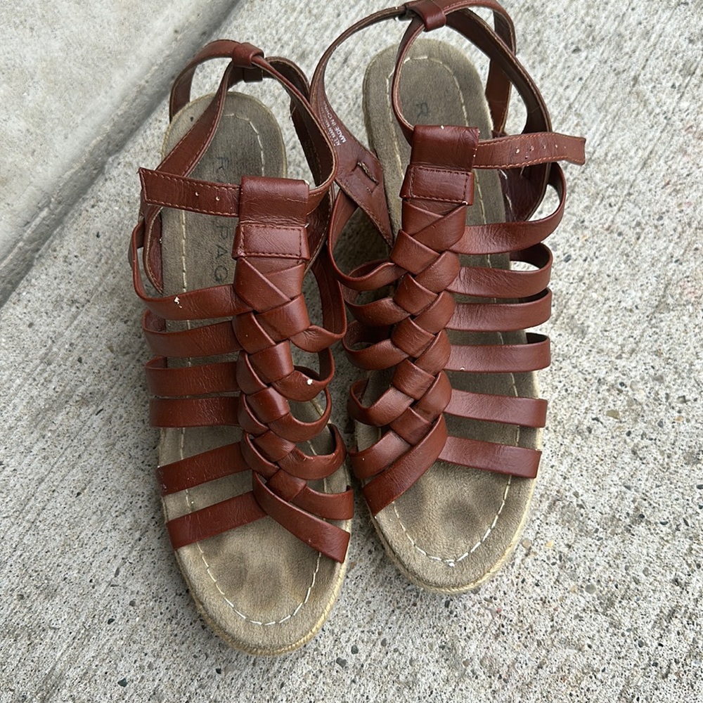 Rampage camel brown wedge sandal size 7